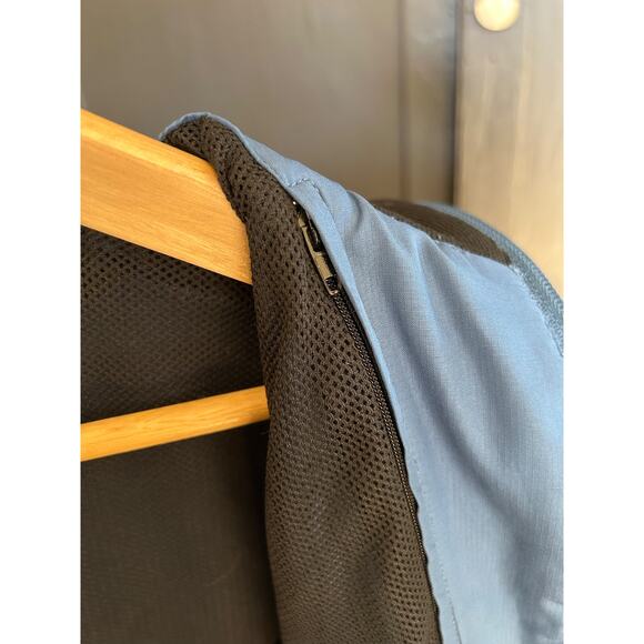 Jeep Women’s Utility Jacket Orange Tag Interior Pockets & Vent Zips - Picture 6 of 10